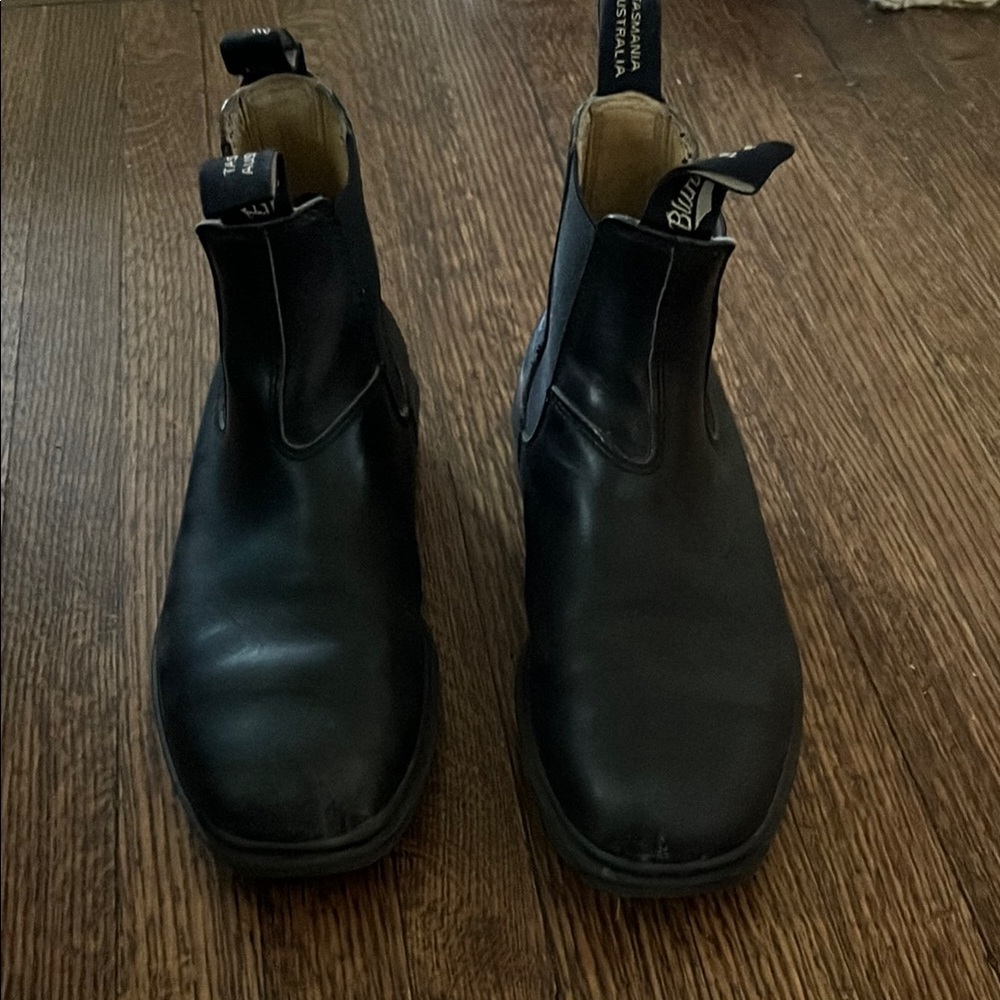 Blundstone Black Leather Chelsea Boots